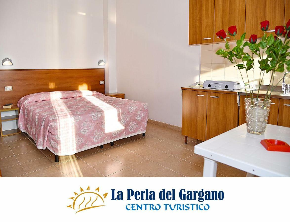 Hotel Centro Turistico La Perla Del Gargano à Foce Varano Extérieur photo